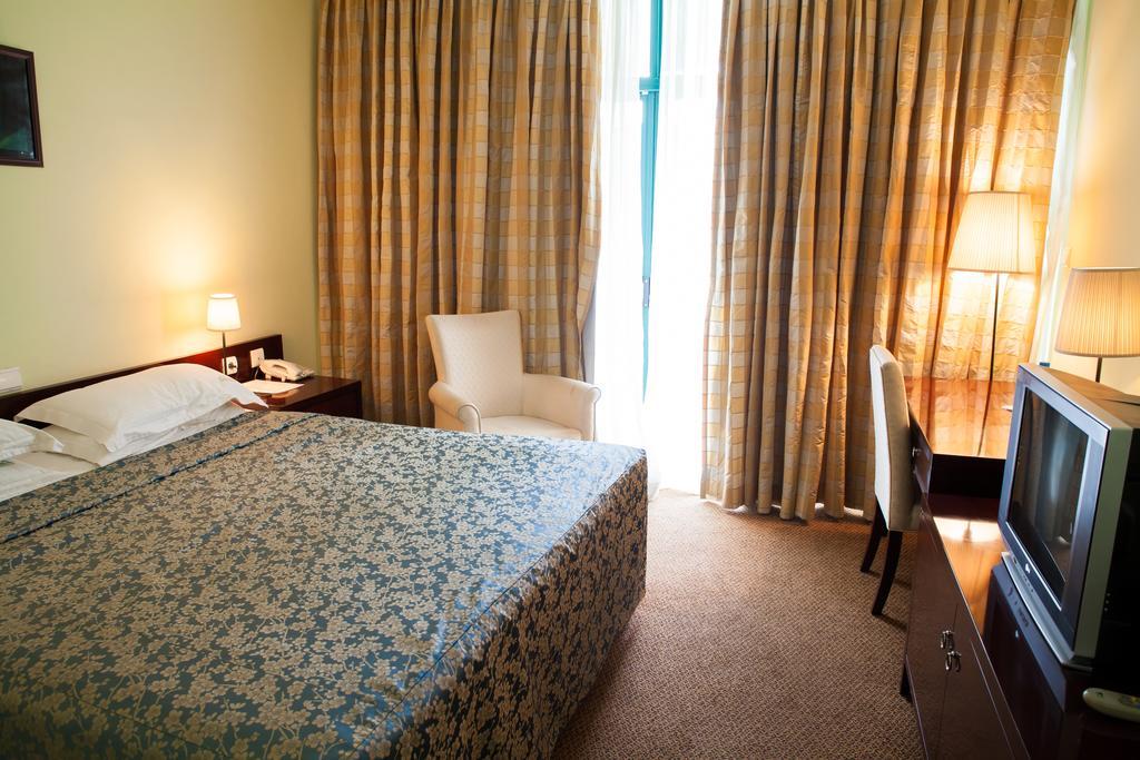 Gorillas Lake Kivu Hotel Gisenyi Rum bild