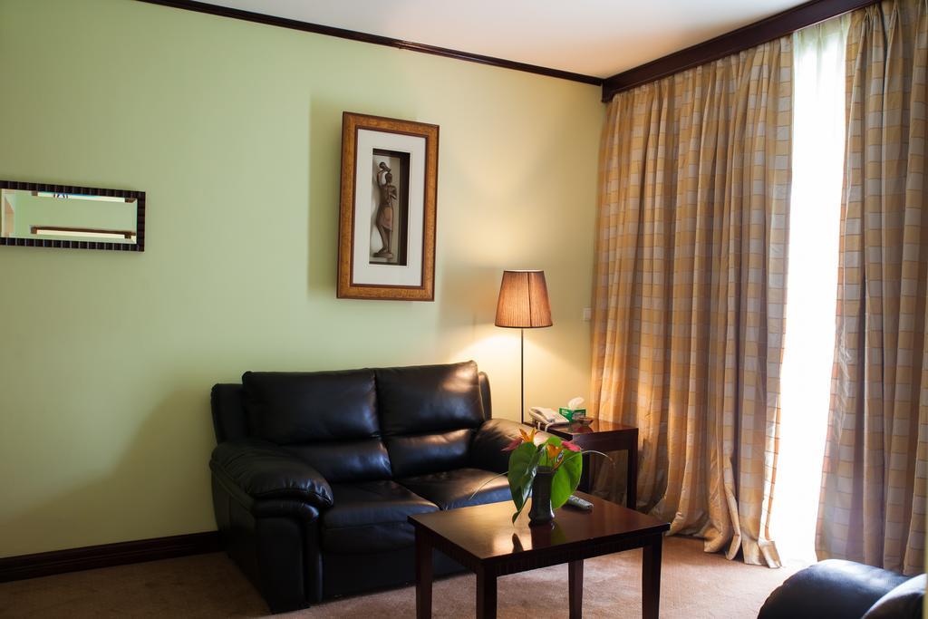 Gorillas Lake Kivu Hotel Gisenyi Rum bild