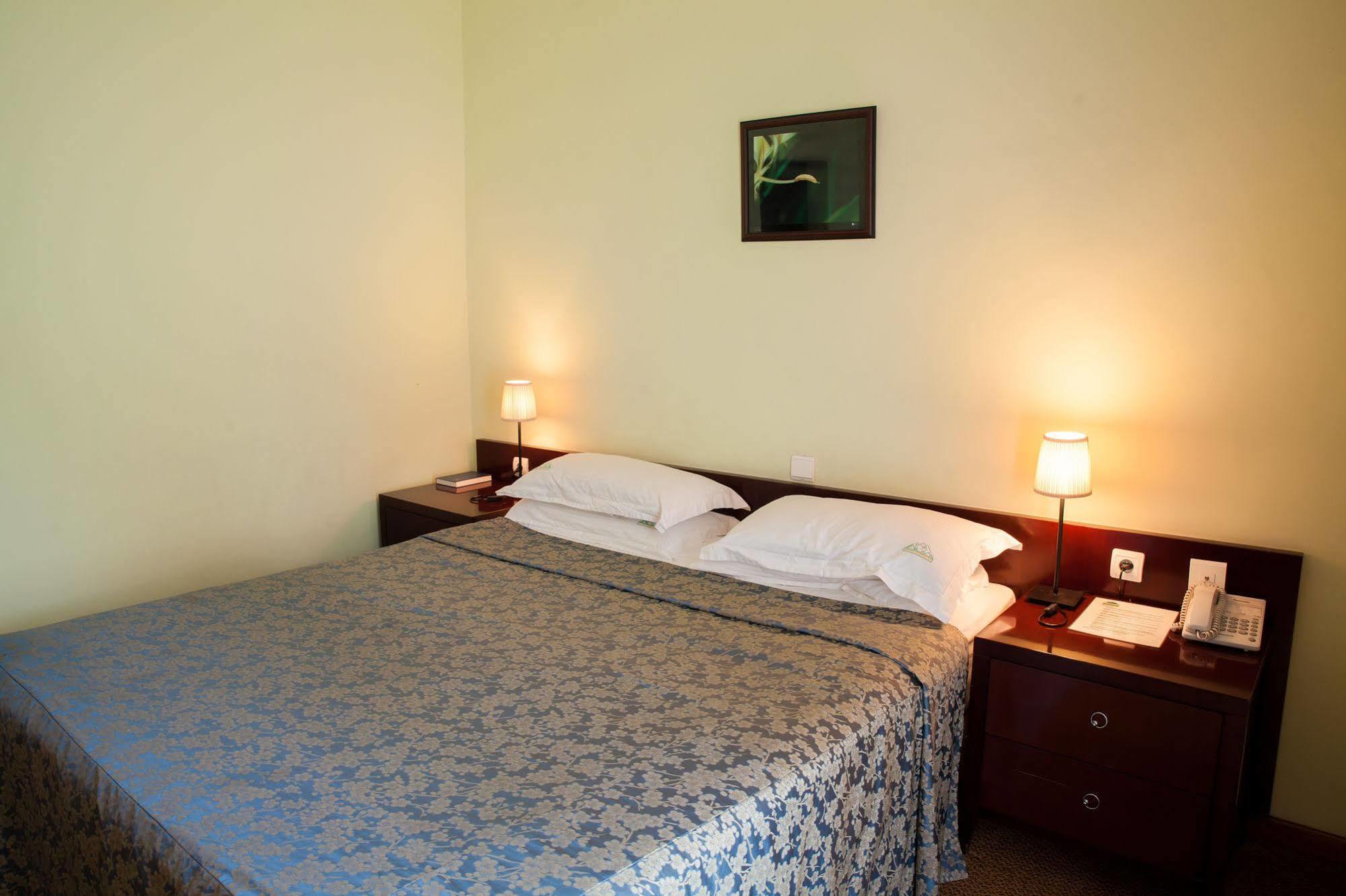 Gorillas Lake Kivu Hotel Gisenyi Exteriör bild